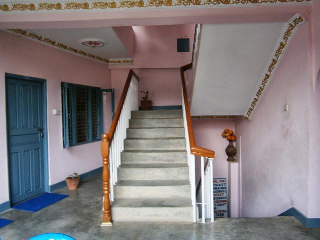Hotel Lake House Pokhara Extérieur photo